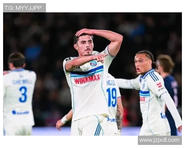 米兰紧盯帕尼切利，斯特拉斯堡拒绝冬季放人——欧洲足球转会幕后揭秘